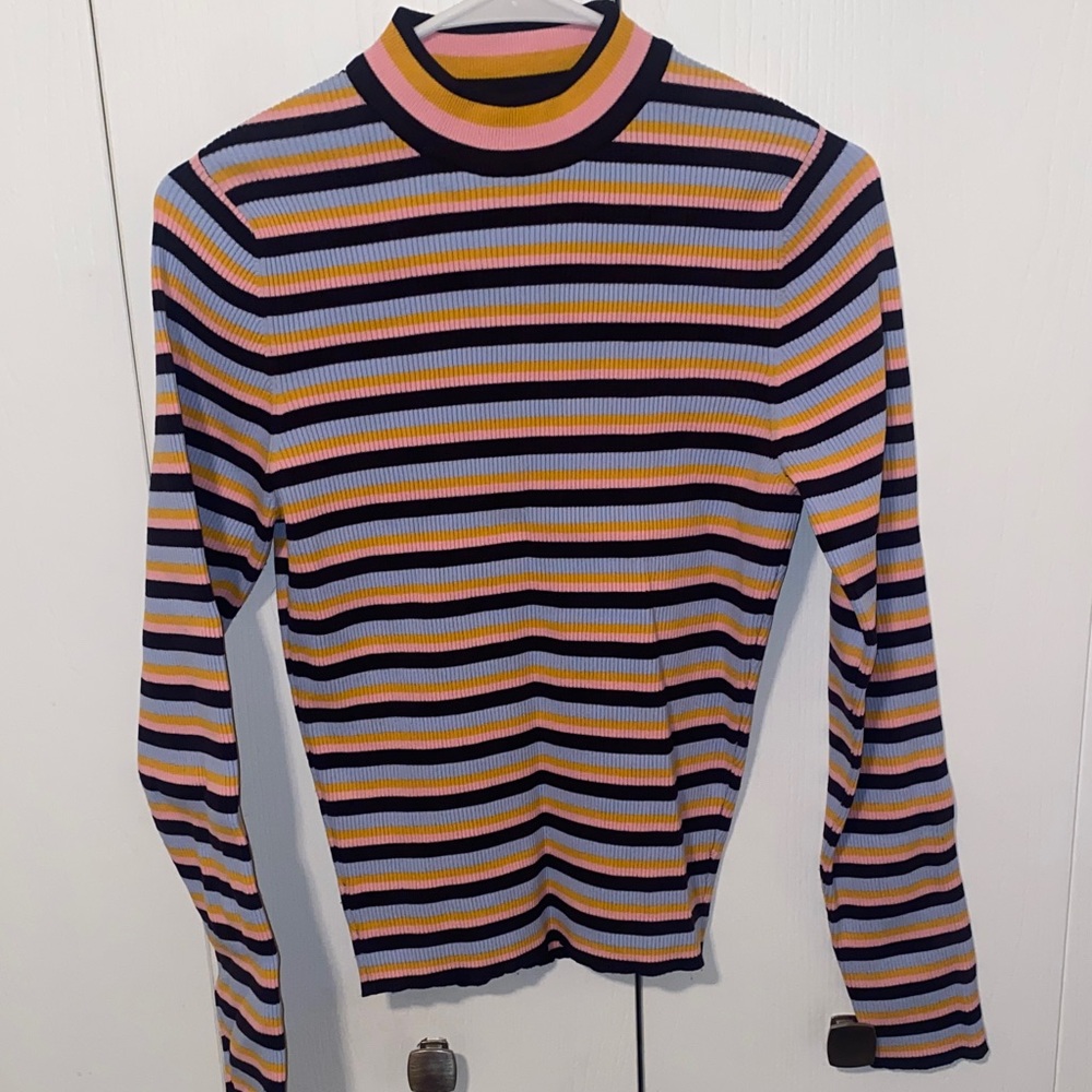 Forever 21 Striped Long Sleeve Sweater